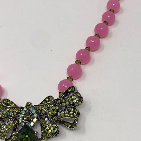 Green Vintage Brooch Necklace - Picture 4 of 6